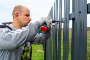 Common Mistakes To Avoid When Installing Your Own Fence