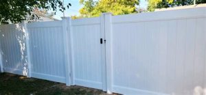 How Can You Fix Issues With Cost Of Vinyl Fence and Installation?